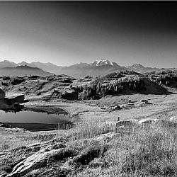 Depuis la cabane Sorniot, vue sur le massif des Combins
