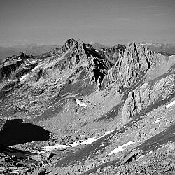 Le lac de Presset depuis l'aiguille de la Nova