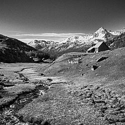 Dent du Diable, Chalets de Laval
