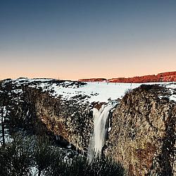 Lever de soleil sur la cascade du Déroc